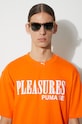 Bavlněné tričko Puma PUMA x PLEASURES Typo Tee 620878 oranžová