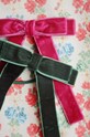 Дитяча резинка для волосся Konges Sløjd 2 PACK VELVET DOUBLE BOW ELASTIC 2-pack KS101863 зелений