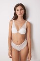 Бюстгальтер women'secret FEMININE LACE 8430083.086.088 белый