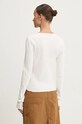 Oblečení Bavlněné tričko s dlouhým rukávem Superdry W6011953A.71D bílá