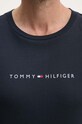 Bavlněné tričko s dlouhým rukávem Tommy Hilfiger UM0UM03345 námořnická modř
