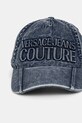 Džínová čepice Versace Jeans Couture 77GAZK46.ZG302 námořnická modř AW24