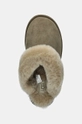 UGG kapcie zamszowe Classic Slipper II beżowy 1130876.ALP