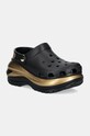 Šľapky Crocs Mega Crush Metallic Clog platforma čierna 210368.072