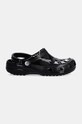 Шльопанці Crocs Classic Studded Clog 210390.001 чорний AW24