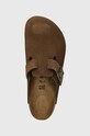 Birkenstock klapki zamszowe Boston brązowy 1028227