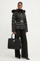 Péřová bunda Marciano Guess JASTIN 4BGL14.7187A černá AW24