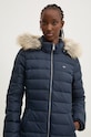Péřová bunda Tommy Jeans námořnická modř DW0DW18864