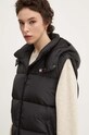 Péřová vesta Tommy Jeans černá DW0DW18862