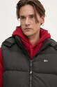 Tommy Jeans vesta de puf DM0DM20465 negru