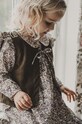 Детская двусторонняя хлопковая жилетка That's mine Filippa vest 117396 коричневый