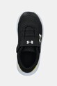 Παιδικά αθλητικά παπούτσια Under Armour BINF Surge 4 AC μαύρο 3027105