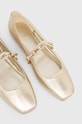 Kožené baleríny Guess LEVY zlatá FLTBLE.LEM02.GOLD