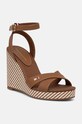 Tommy Hilfiger szandál IM RAFFIA SANDAL koturnus barna FW0FW08224