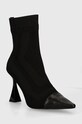 Karl Lagerfeld stivaletti alla caviglia DEBUT II stiletto nero KL32061A.K00