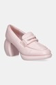 Kožne salonke Clarks Originals CUR Loafer 1 široka potpetica roza 26180952