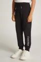 Дитячі бавовняні штани Calvin Klein Jeans REGULAR JOGGER IU0IU00681.104.116.9BYH чорний