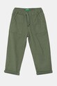 United Colors of Benetton spodnie dziecięce z elastanem zielony 47K0GF026.P.Seasonal