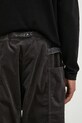 Hlače iz rebrastega žameta Gramicci JQ Tape Corduroy Gadget Pant siva GUP4.F3011.M