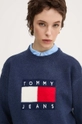 Tommy Jeans sweter z domieszką wełny granatowy DW0DW18681