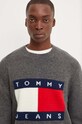 Tommy Jeans maglione in misto lana grigio DM0DM19442