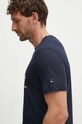 Bavlnené tričko Tommy Hilfiger tmavomodrá MW0MW35466