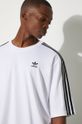 Bavlněné tričko adidas Originals Adicolor IZ2474 bílá