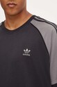 Хлопковая футболка adidas Originals IW5818