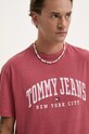 Tommy Jeans tricou din bumbac DM0DM19699 rosu AW24