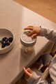 Liewood kubek niemowlęcy Enyo Snack Cup szary LW20336.9BYA