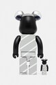Dekoračná figúrka Medicom Toy HAT.AND.PONCHO.100.400 biela AW25