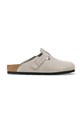 Birkenstock klapki zamszowe Boston Varsity szary 1030622