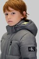 CHLAPEC Dětská zimní bunda Calvin Klein Jeans IB0IB01276.104.116.9BYA šedá
