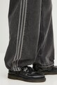 Bavlněné tepláky adidas Originals Adilenium Denim KF8543 černá