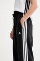 adidas spodnie dresowe Essentials JW7182 czarny