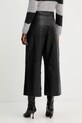 Oblečenie Kožené nohavice Weekend Max Mara BLANC 2525436012600 čierna