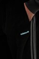 adidas Originals spodnie sztruksowe Cord Pant czarny JX3107