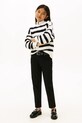 Детский свитер Tommy Hilfiger белый KG0KG08843.9BYA