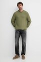 Памучен пуловер BOSS 50545283 зелен AW25