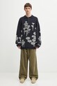 032C sweter z domieszką wełny 'Melting Daisies' F25.URK.0432.000 granatowy