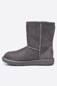 UGG Ботинки Classic II  Голенище: Натуральная кожа Внутренняя часть: Шерсть мериноса Подошва: Синтетический материал