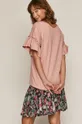 T-shirt damski z falbankami z bawełny organicznej różowy <p>95 % Bawełna organiczna, 5 % Elastan</p>
