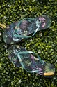 Japonki damskie z wzorzystą wkładką kolor multicolor płaski multicolor RS23.KLD900
