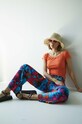 Spodnie damskie wzorzyste kolor multicolor RS23.SPDC01 multicolor