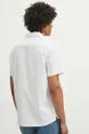 biela Ľanová košeľa pánska s golierom button down biela farba