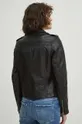 Kožená bunda dámska čierna farba Hlavný materiál: 100 % Prírodná koža Podšívka: 100 % Polyester
