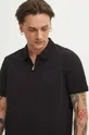 čierna Bavlnené polo tričko pánske s prímesou elastanu zo štruktúrovaného úpletu čierna farba
