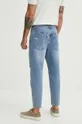Jeansy bawełniane męskie tapered z przetarciami kolor niebieski Materiał główny: 100 % Bawełna, Podszewka kieszeni: 100 % Bawełna