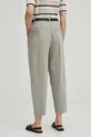 Kalhoty dámské zelená barva Hlavní materiál: 61 % Bavlna, 36 % Polyester, 3 % Elastan Doplňkový materiál: 100 % Polyester