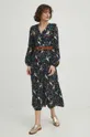 Šaty dámské midi z kolekce Graphics Series tyrkysová barva <p>100 % Viskóza</p>